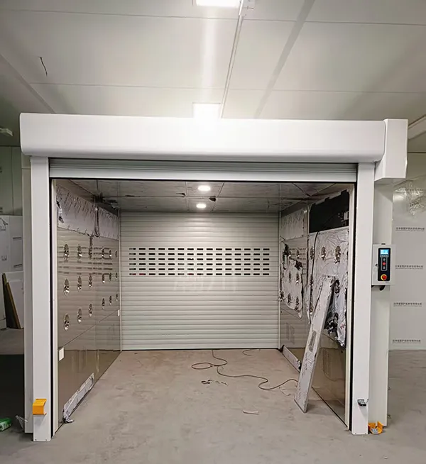 Phòng gió hàng hóa (Cargo Air Shower)